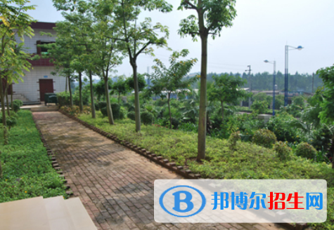 湛江2020年中專學(xué)汽修學(xué)校有前途嗎