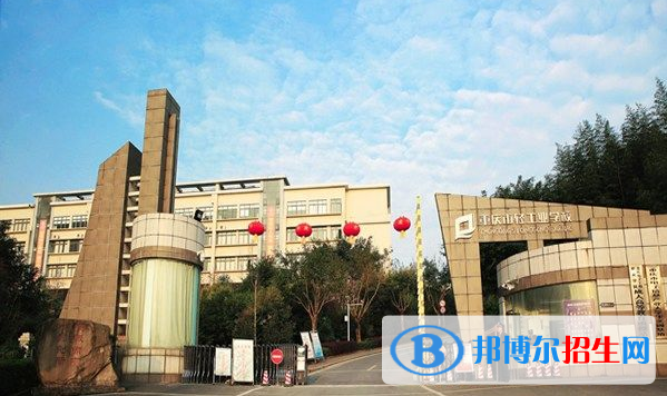 重慶2022年有哪些中專(zhuān)汽修學(xué)校