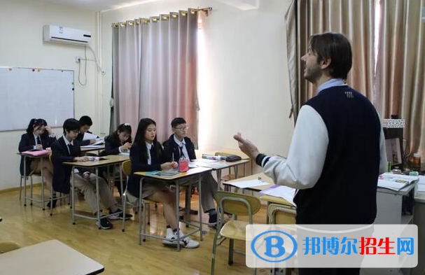 青島銀河學(xué)校2020年招生簡(jiǎn)章