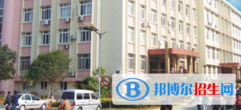 廣西桂林創(chuàng)新中等職業(yè)技術學校2020年招生辦聯(lián)系電話 