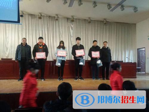 南陽市電子中等專業(yè)學(xué)校2021年報名條件、招生要求、招生對象