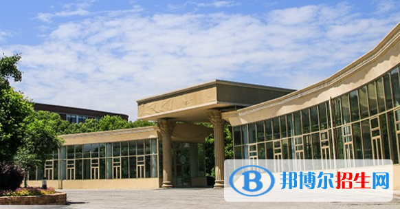 中加楓華國際學(xué)校2020年報名條件、招生要求、招生對象