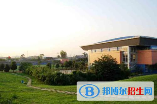 四川長江職業(yè)學(xué)院網(wǎng)站網(wǎng)址