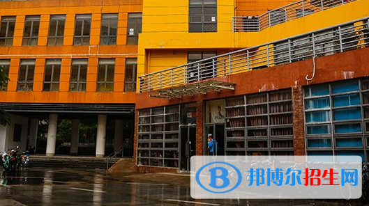 深圳科愛賽國際學(xué)校高中部2023年報名條件、招生要求、招生對象