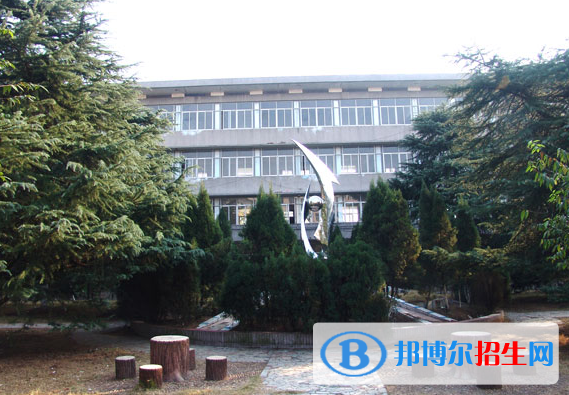 江西農(nóng)業(yè)工程職業(yè)學(xué)院2020年學(xué)費(fèi)、收費(fèi)多少
