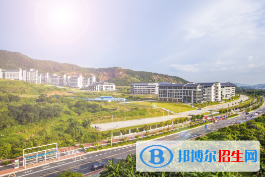 廣州民航職業(yè)技術學院地址在哪里