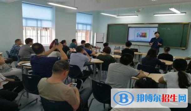 斯代文森國際高中2023年招生辦聯(lián)系電話
