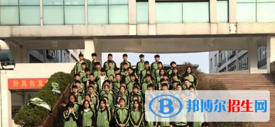 安徽經(jīng)濟(jì)貿(mào)易學(xué)校2020年有哪些專(zhuān)業(yè)