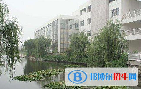 北京新東方揚(yáng)州外國語學(xué)校2020年報(bào)名條件、招生要求、招生對象