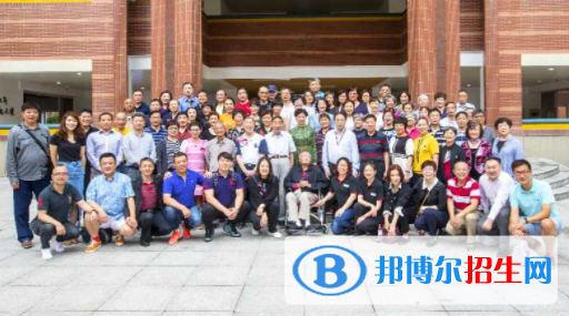 復興高級中學國際部地址在哪里