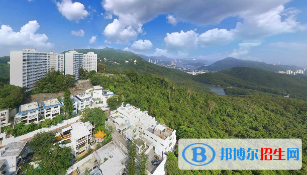 德瑞國(guó)際學(xué)校初中部地址在哪里