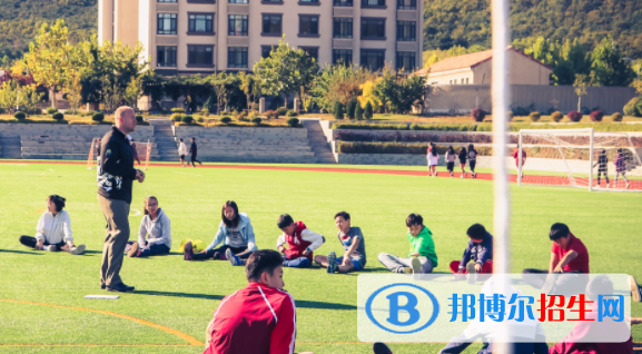 大連美國國際學(xué)校初中部怎么樣、好不好