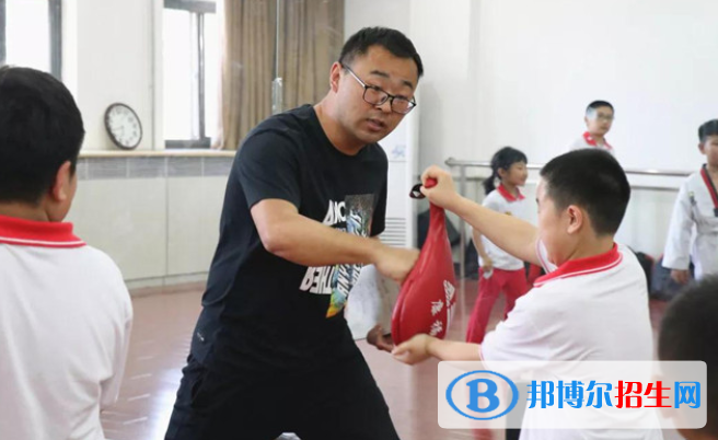 石家莊康福外國語學(xué)校初中部網(wǎng)站網(wǎng)址