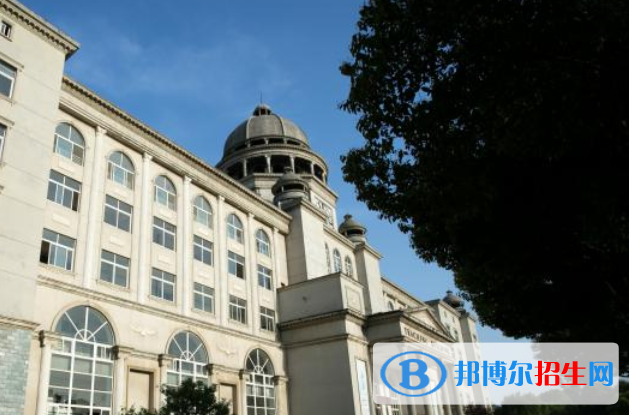 武漢商貿職業(yè)學院5