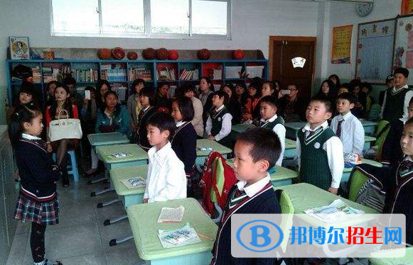 威海大光華國際學(xué)校初中部2020年報名條件、招生要求、招生對象