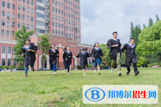 深圳市新鵬職業(yè)高級中學(xué)怎么樣、好不好