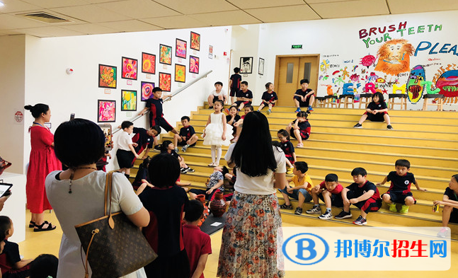長沙瑋希國際學校初中部2020年招生辦聯(lián)系電話