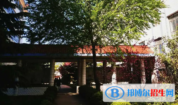 西峰北辰職業(yè)技術(shù)學校網(wǎng)站網(wǎng)址 