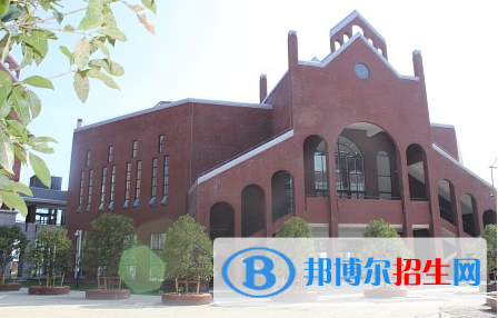 常熟國際學(xué)校初中部2020年報名條件、招生要求、招生對象