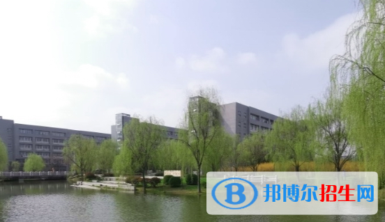 湖北國(guó)土資源職業(yè)學(xué)院5