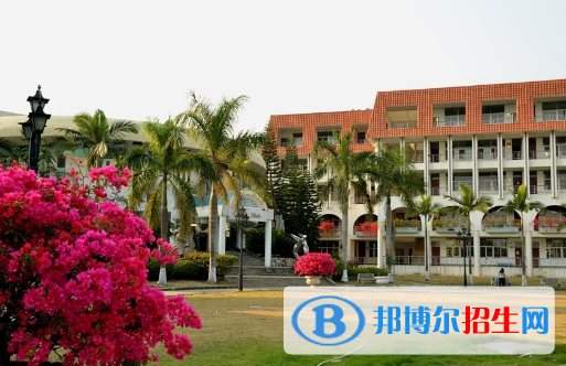 深圳東方英文書(shū)院2023年招生辦聯(lián)系電話