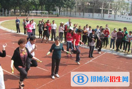 深圳康橋書院初中部2023年報(bào)名條件、招生要求、招生對(duì)象