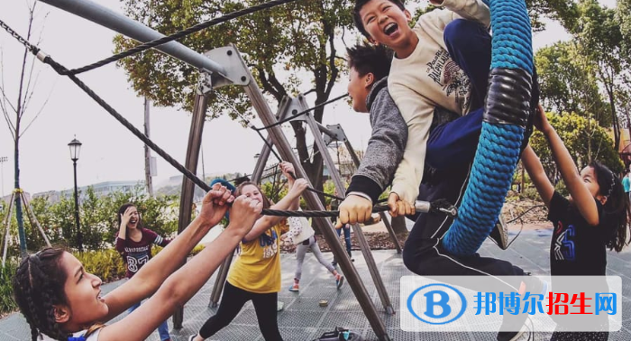 上海美國(guó)國(guó)際學(xué)校初中部2020年招生辦聯(lián)系電話(huà)