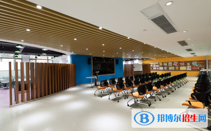 上海萬科雙語學(xué)校初中部2020年招生辦聯(lián)系電話