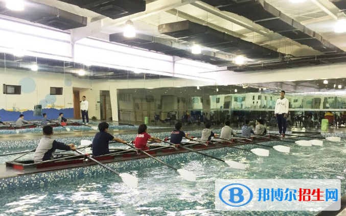 上海萬科雙語學(xué)校初中部地址在哪里