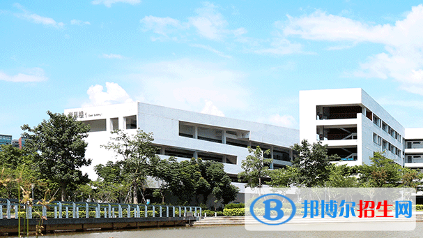 深圳信息職業(yè)技術(shù)學(xué)院2020年學(xué)費(fèi)、收費(fèi)多少
