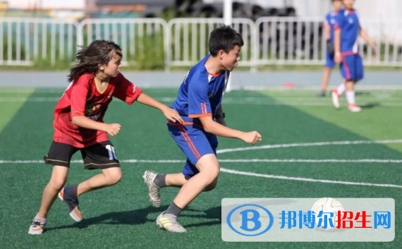 海德京華國際雙語學校初中部網(wǎng)站網(wǎng)址