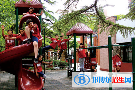 北京BISS國際學(xué)校初中部2020年報(bào)名條件、招生要求、招生對(duì)象