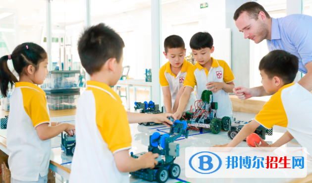 北京愛迪國際學(xué)校初中部怎么樣、好不好