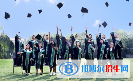 昆明呈貢青苗國(guó)際雙語(yǔ)學(xué)校小學(xué)部2020年報(bào)名條件、招生要求、招生對(duì)象