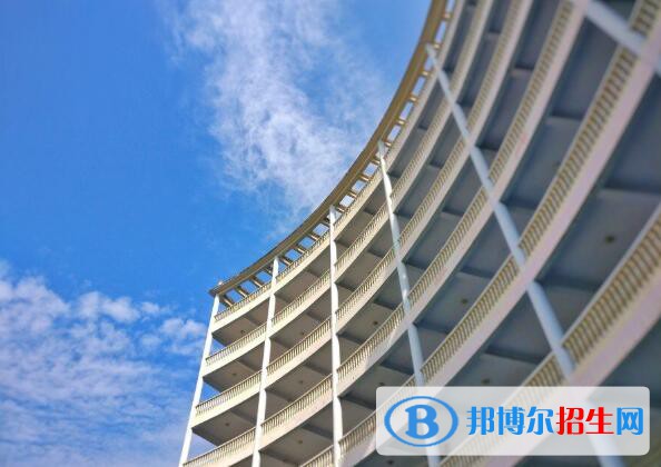 重慶工貿(mào)職業(yè)技術(shù)學院網(wǎng)站網(wǎng)址