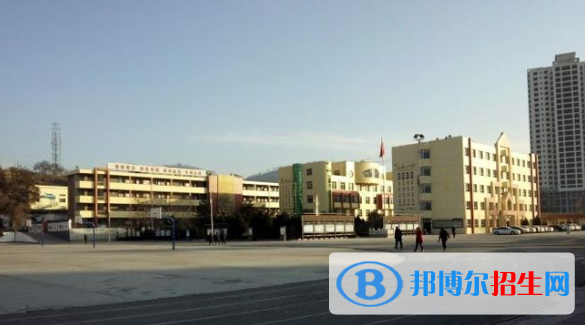  延安子長縣中學(xué)2020年學(xué)費(fèi)、收費(fèi)多少