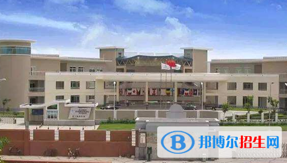 廈門岷廈國際學(xué)校小學(xué)部2020年學(xué)費、收費多少