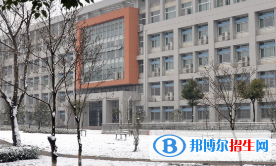 安徽商貿(mào)職業(yè)技術(shù)學院是幾專