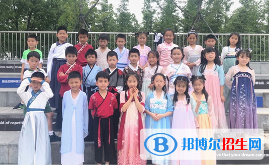 蘇州科技城外國語學(xué)校小學(xué)部2020年招生辦聯(lián)系電話