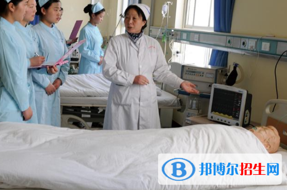廣東2020年男生上衛(wèi)校學什么好