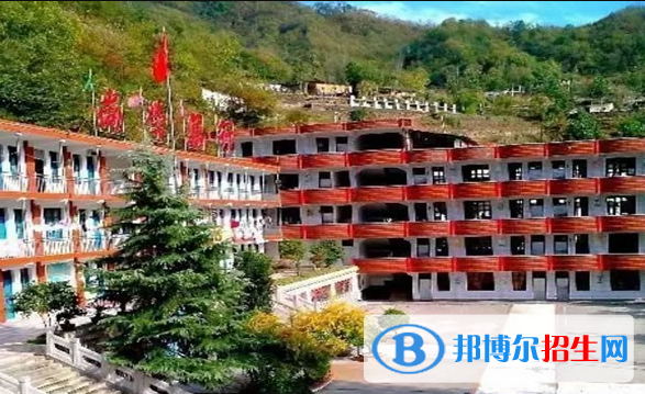  白河縣第三中學2020年學費、收費多少