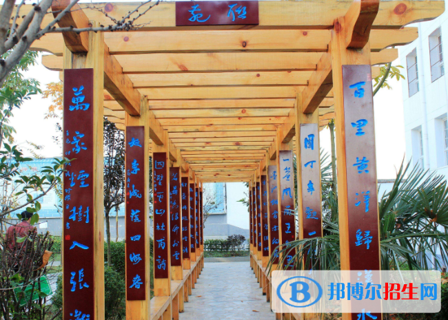  張灘高級中學(xué)2020年招生辦聯(lián)系電話