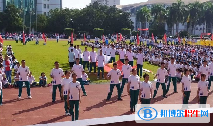 海南華僑中學(xué)怎么樣、好不好