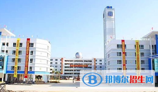 ?？诘谝恢袑W(xué)2020年學(xué)費、收費多少