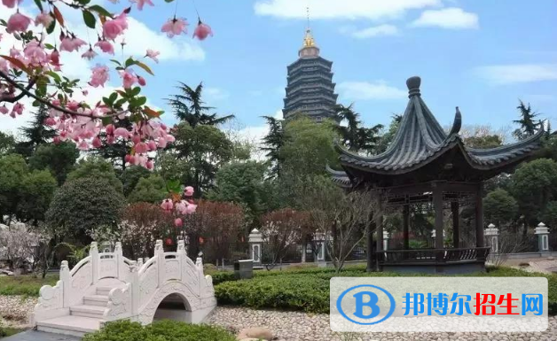 江蘇常州高級(jí)中學(xué)2020年招生簡(jiǎn)章