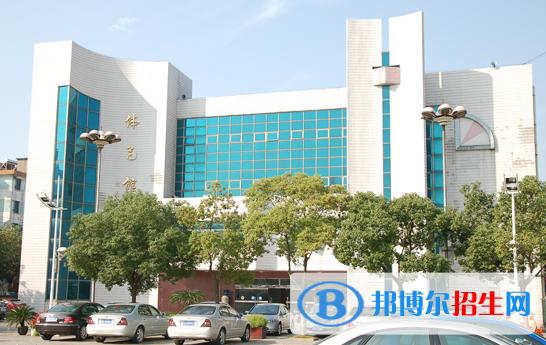 江蘇江陰高級中學(xué)2020年報名條件、招生要求、招生對象