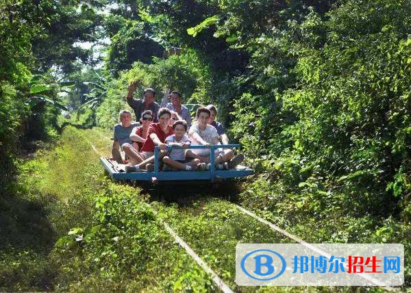 陜西2021年中專有鐵路學(xué)校專業(yè)嗎