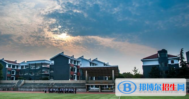 江陰第一中學(xué)2021年招生簡(jiǎn)章