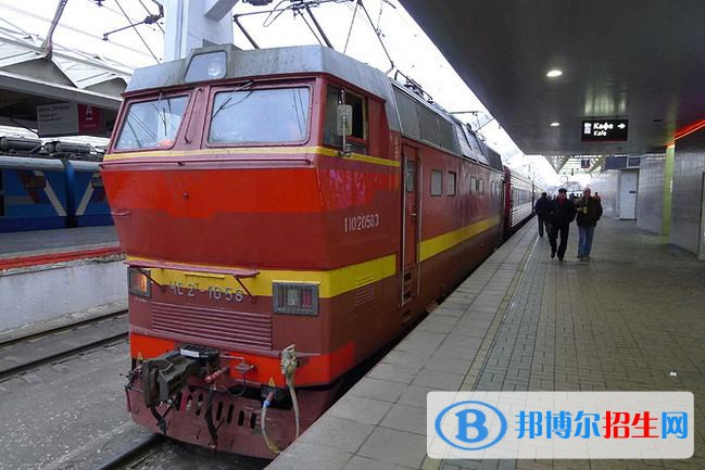 陜西2021年適合女生的鐵路學校專業(yè)