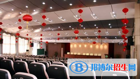 南京雨花臺(tái)中學(xué)2021年報(bào)名條件、招生要求、招生對(duì)象
